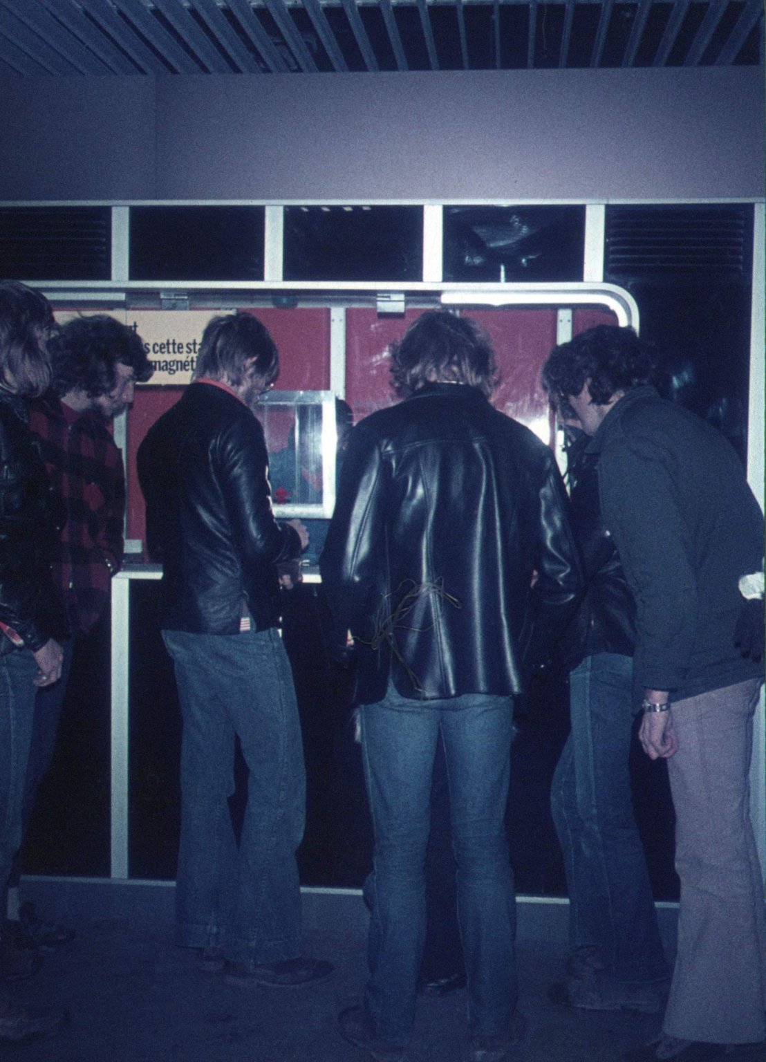 1975-3-stamparijs-23