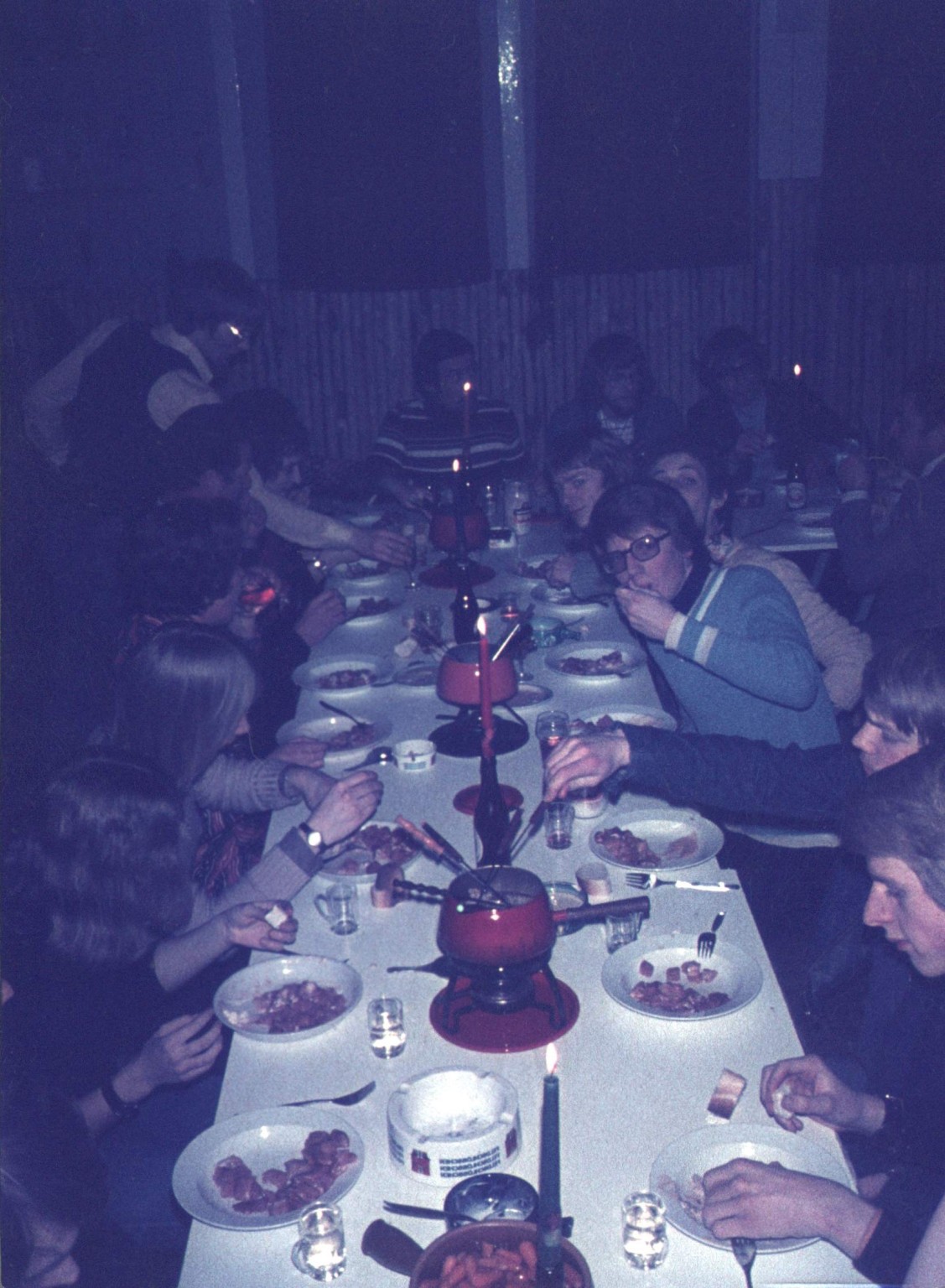 1975-4-leiding-eten-11