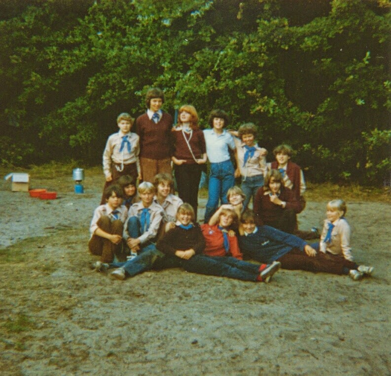 1981-07-padvindsters-overasselt