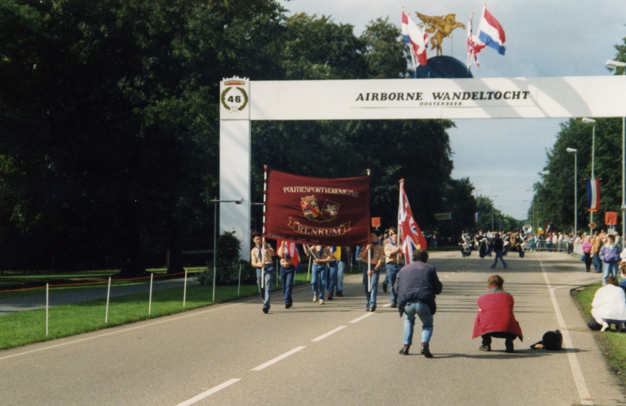 1992-09-airborne-01