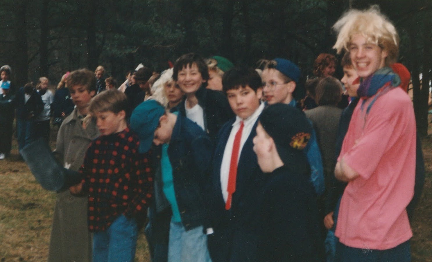 1993-04-dsw-12