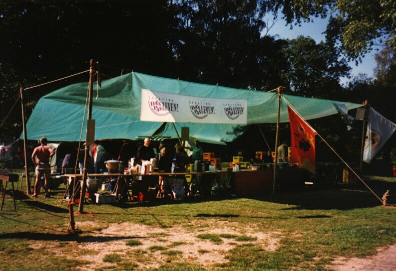 1996-09-airborne-18