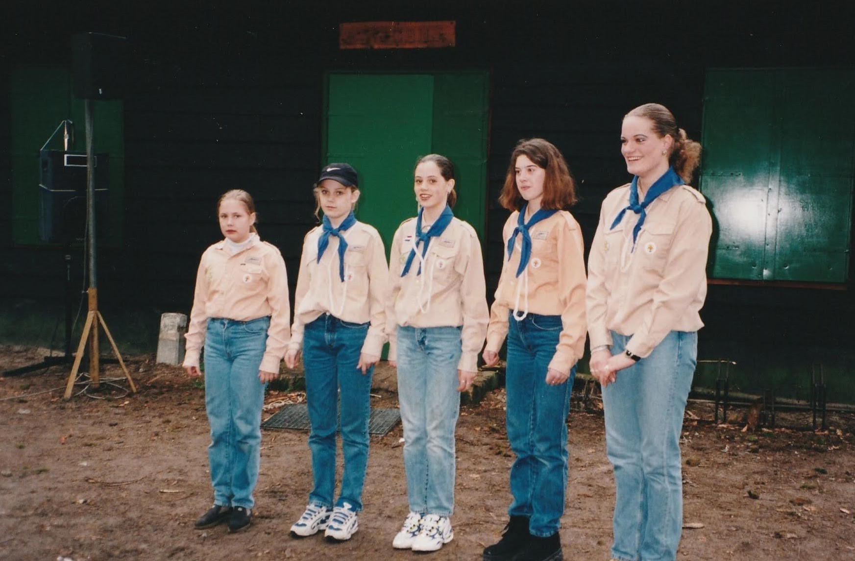 1984-04-dsw-13