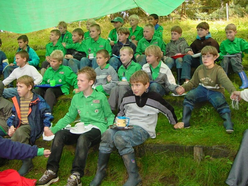 2001-09-groepskamp-145