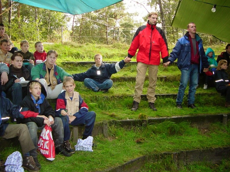 2001-09-groepskamp-147