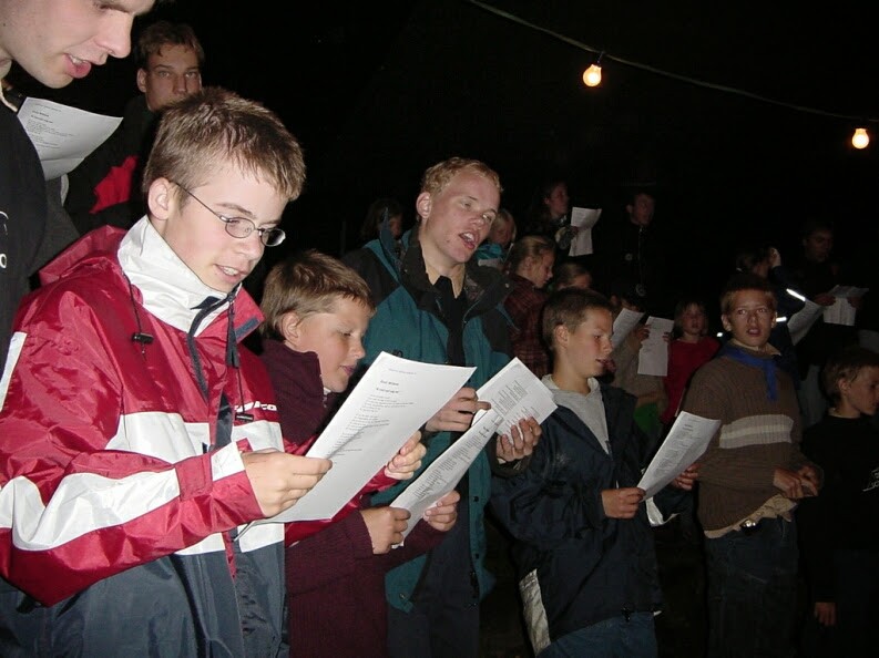 2001-09-groepskamp-192