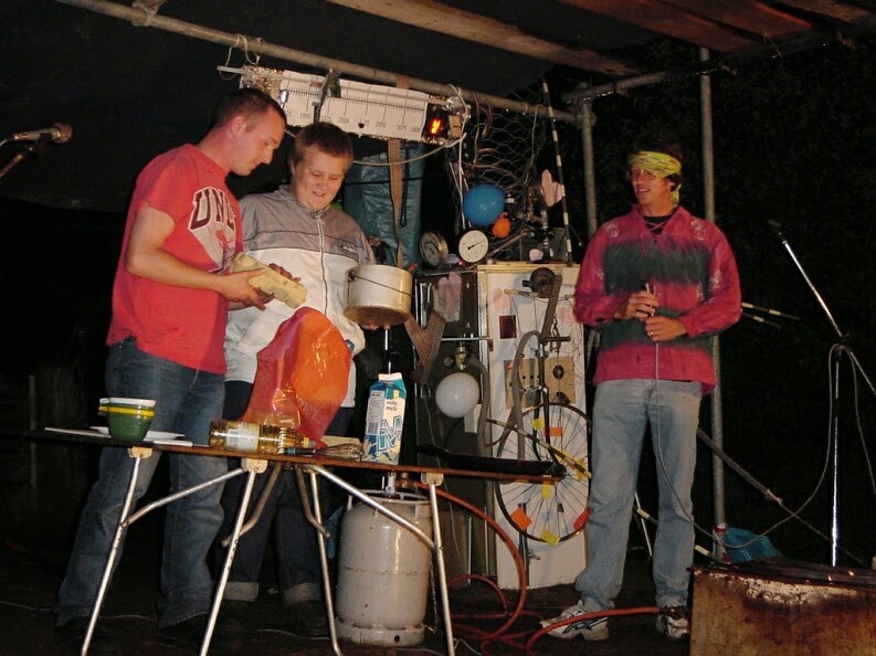 2001-09-groepskamp-206