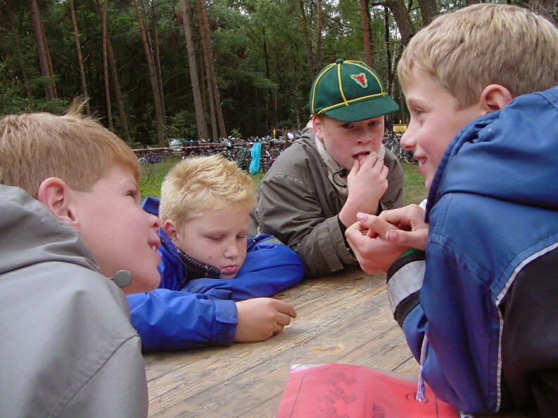 2001-09-groepskamp-239