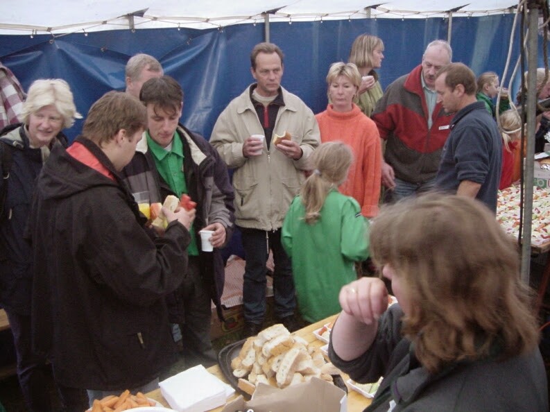 2001-09-groepskamp-244
