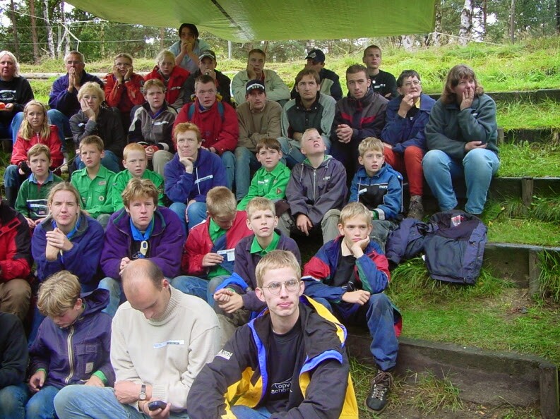 2001-09-groepskamp-255