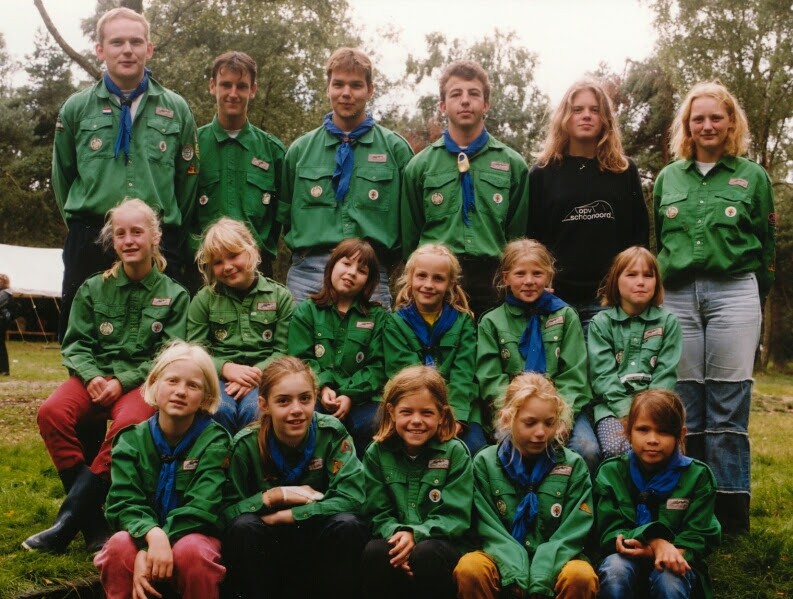 2001-09-groepskamp-276
