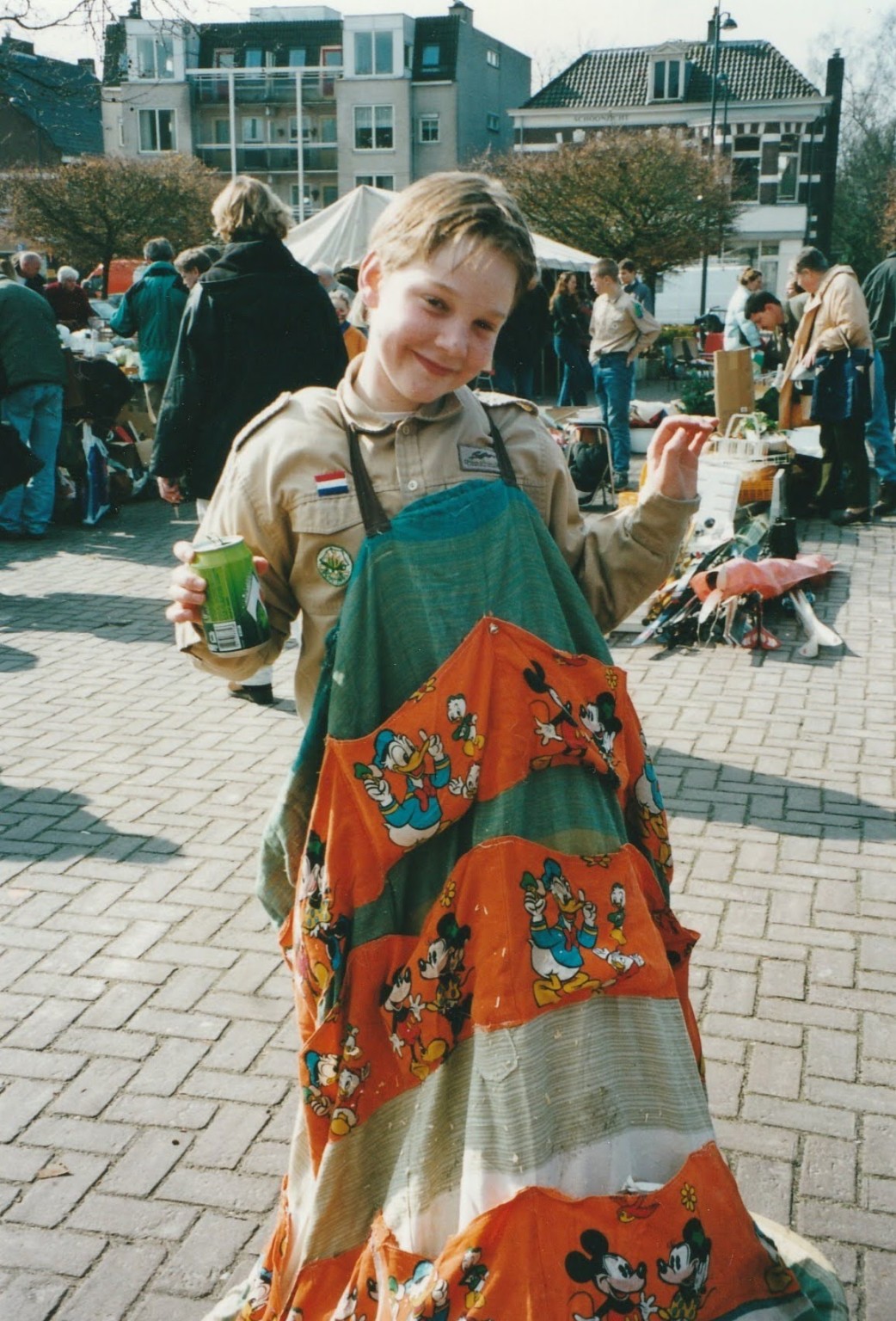 2001-04-rommelmarkt-126
