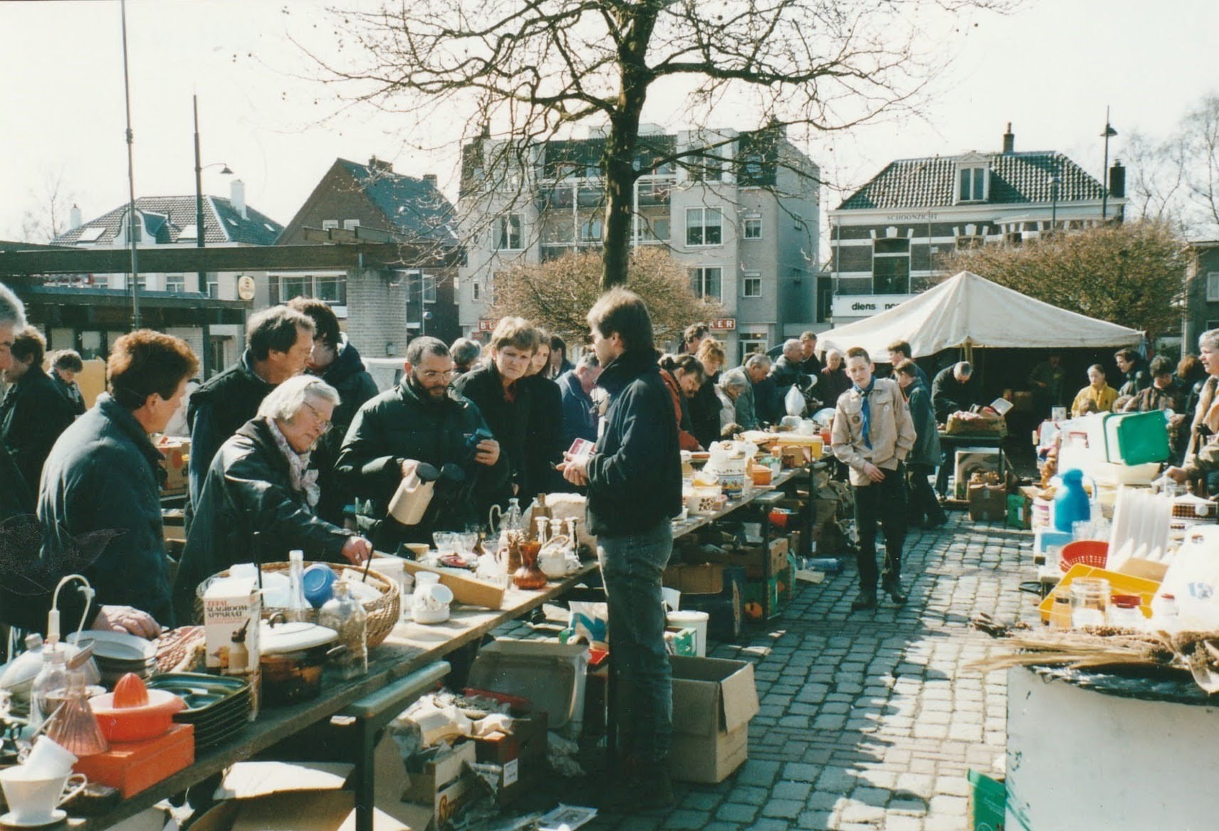 2001-04-rommelmarkt-130