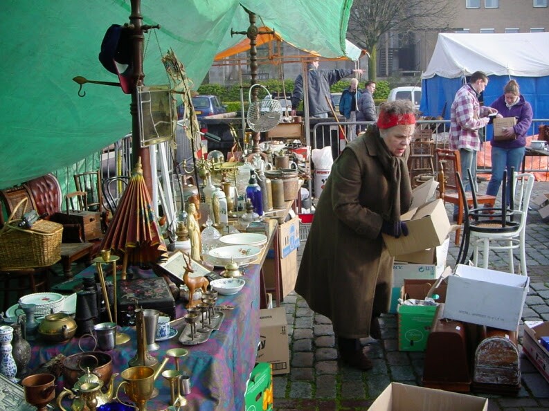 2001-04-rommelmarkt-135