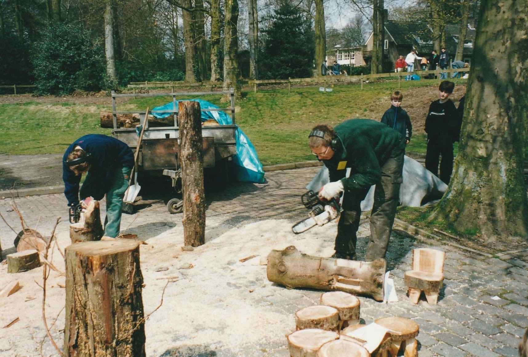 2001-04-rommelmarkt-136