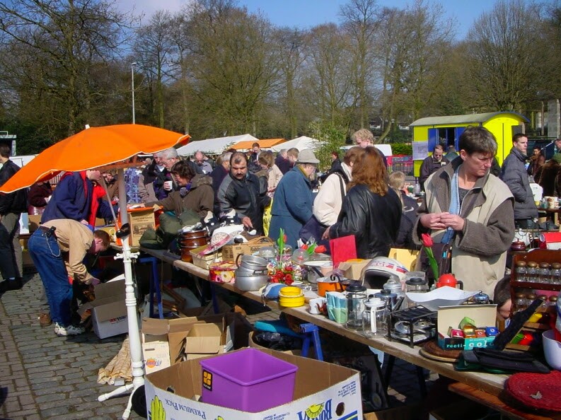 2001-04-rommelmarkt-167