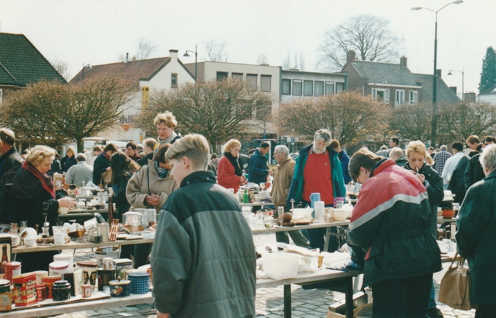 2001-04-rommelmarkt-178