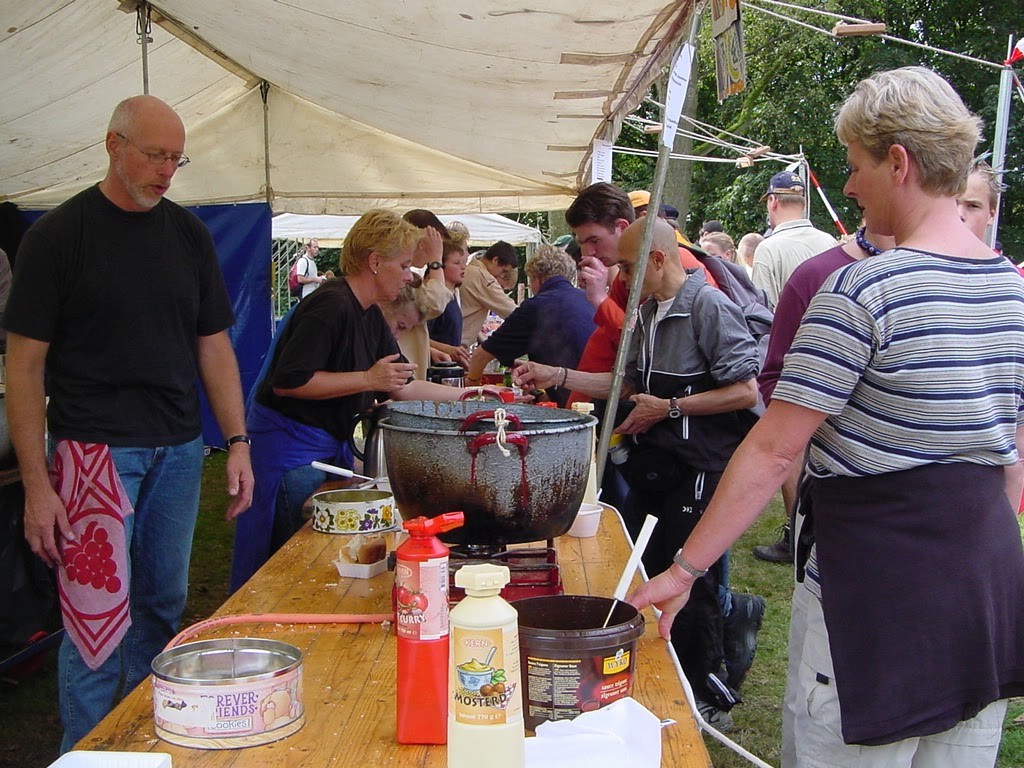 2002-09-airborne-23