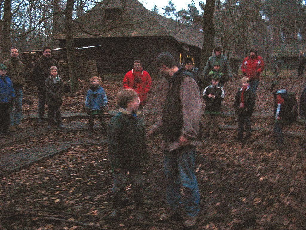 2002-12-ouderkindopkomst-welpen-31